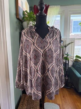 LOFT Pink and Black Paisley V-Neck Peasant Blouse